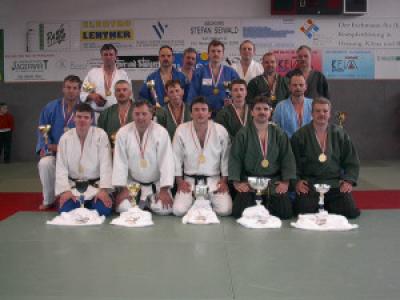TSM2001_t400.jpg